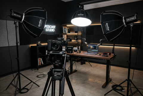 Sony ZV-E10M2K Vlogger Studio Package – ₹2 Lakh